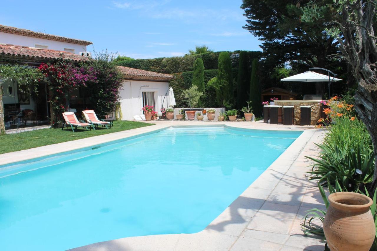 La Villa Topi Антиб Екстериор снимка